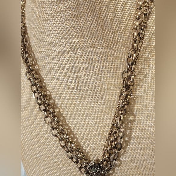 Floral Cameo Ornate Pendant Three Strand Statement Necklace - Picture 7 of 12